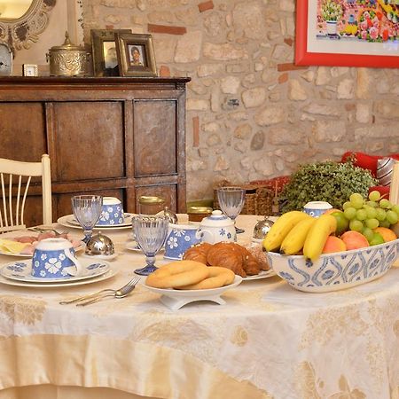 B&B Corte Giare SantʼAmbrogio di Valpolicella Exteriör bild