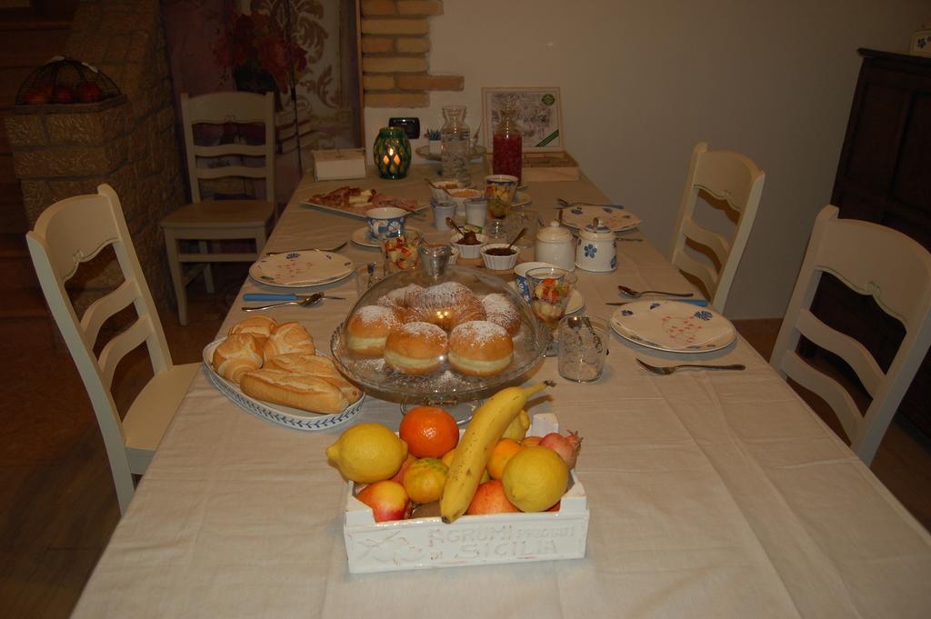 B&B Corte Giare SantʼAmbrogio di Valpolicella Exteriör bild